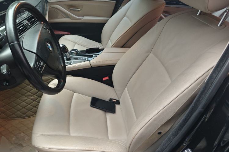 Used BMW 5 Series 2013 520Li Elegant Edition
