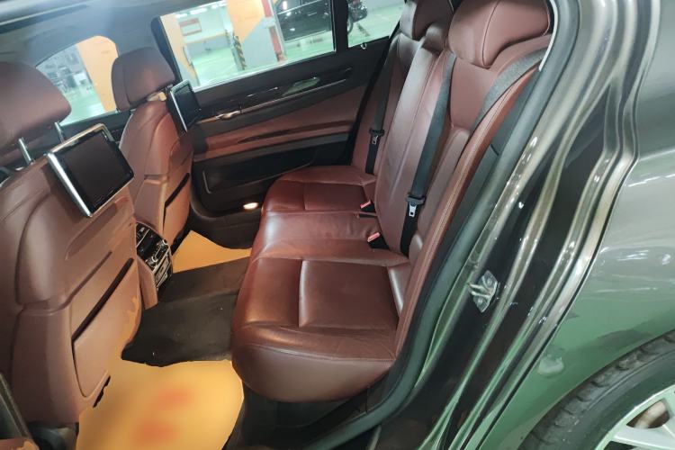 Used BMW 7 Series 2013 740Li Leading Model
