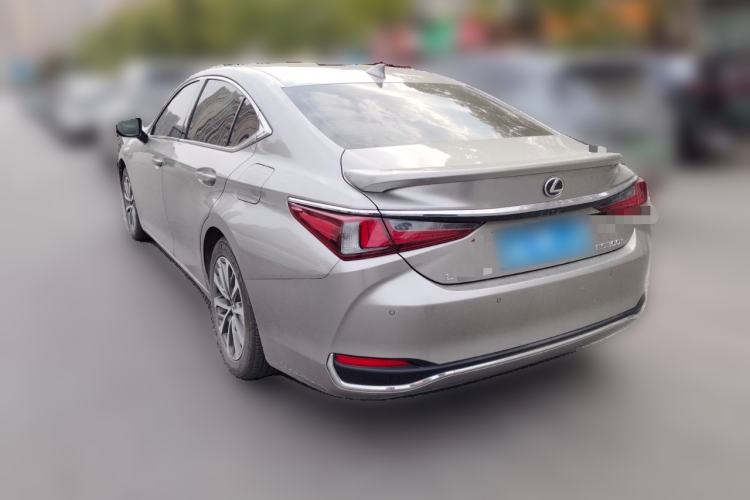 Used Lexus ES 2021 300h Excellence Edition