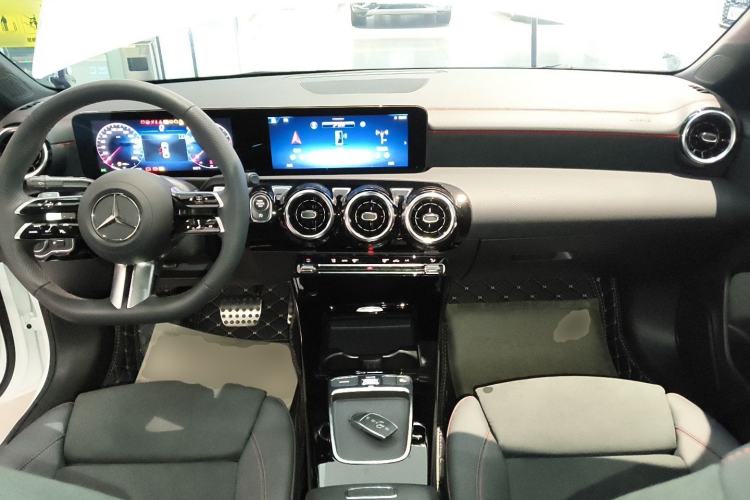 Used Mercedes-Benz CLA 2025 CLA 200