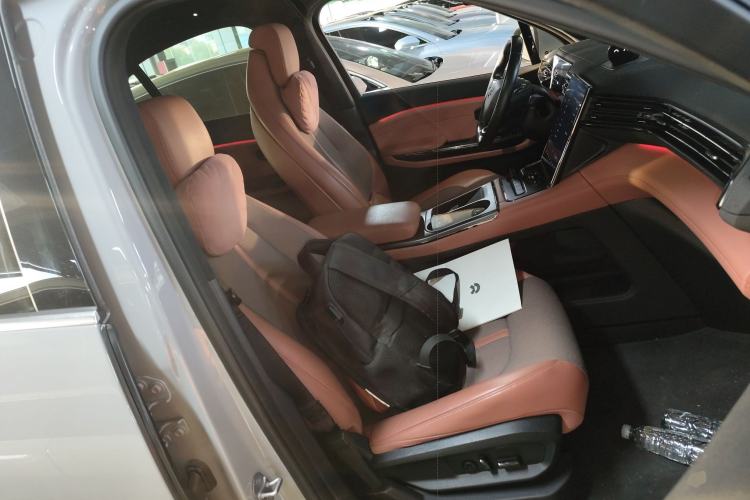 Used Nio EC6 2020 465 km Sport Edition Right Front Seat