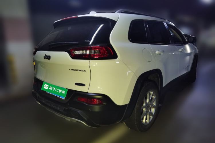 Used Jeep Cherokee 2016 2.4L Leading Edition