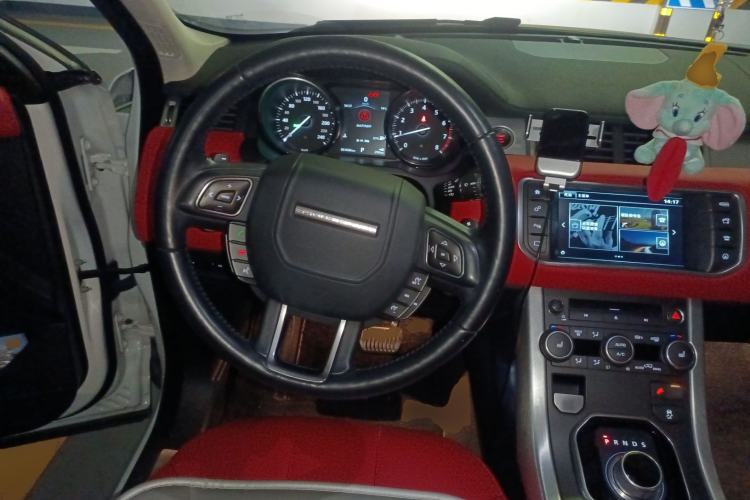 Used Land Rover Range Evoque 2016 2.0T SE PLUS Smart Enjoyment Edition Steering Wheel