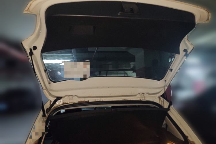 Used Volkswagen Polo 2016 1.6L Automatic Comfort Model
