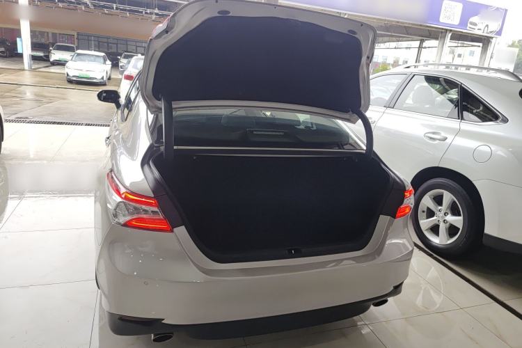 Used Toyota Camry 2019 2.5G Luxury Edition China VI Standard