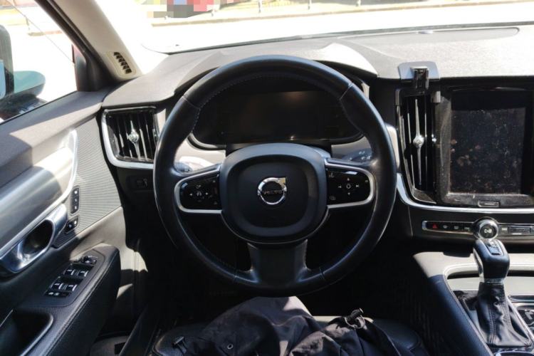 Used Volvo S90 2017 T4 Zhiyi Edition