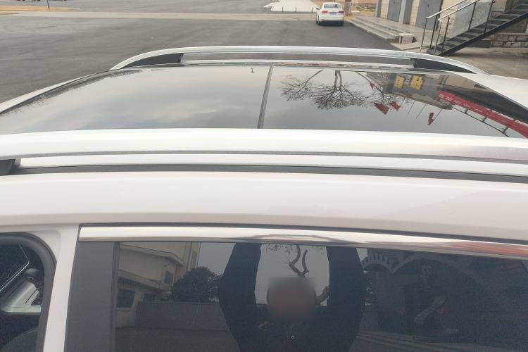 Used Roewe RX5 New Energy 2017 eRX5 50T Hybrid Connected Prestige Flagship Edition
