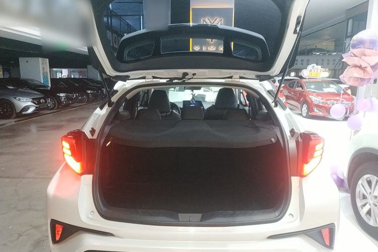 Used Toyota C-HR 2021 2.0L Luxury Edition
