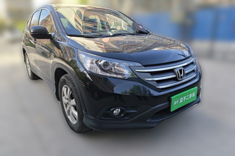 Used Honda CR-V 2012 2.0L two-wheel drive urban version Front Right 45 Deg