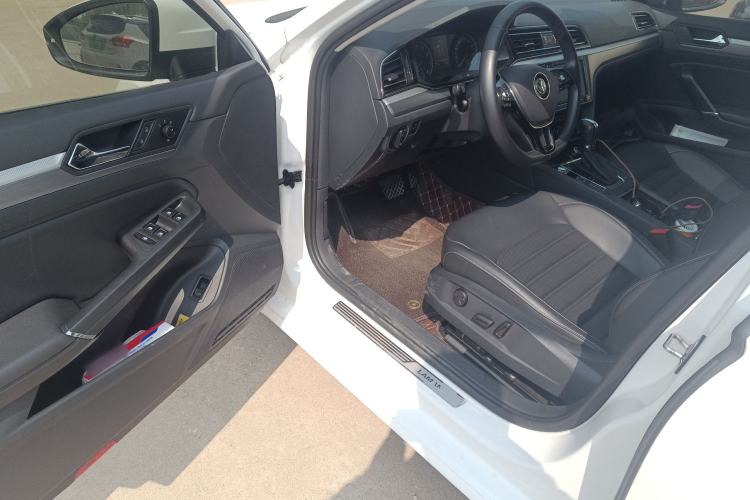 Used Volkswagen Lamando 2019 280TSI DSG Comfort Edition China VI standard Driver Seat