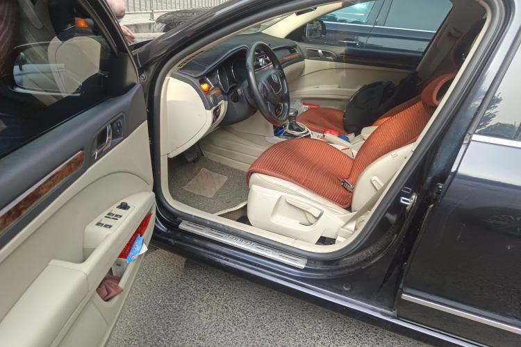 Used Skoda Superb 2012 1.8TSI Automatic Elegant Edition Driver Seat