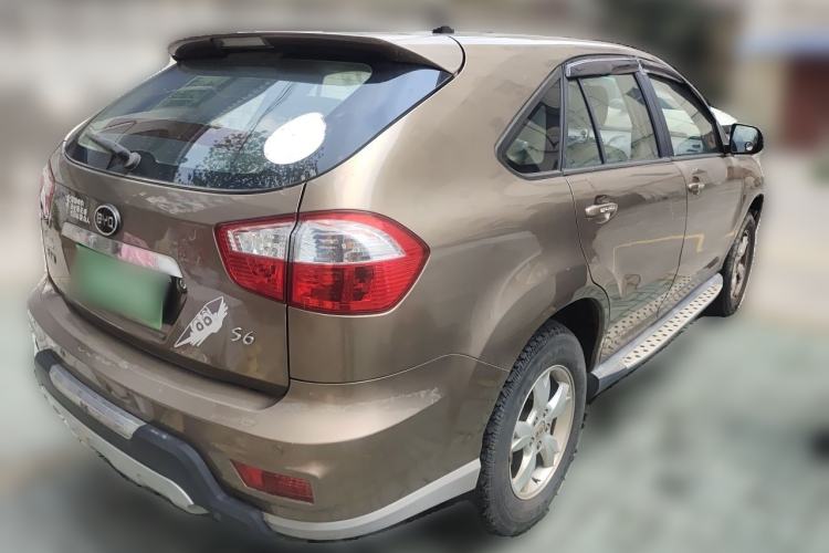 Used BYD S6 2013 Platinum Edition 2.0L Manual Elite Model
