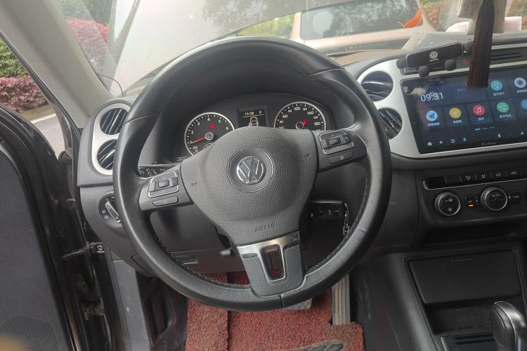 Used Volkswagen Tiguan 2015 1.8TSI Automatic All-Wheel Drive Comfort Edition Steering Wheel