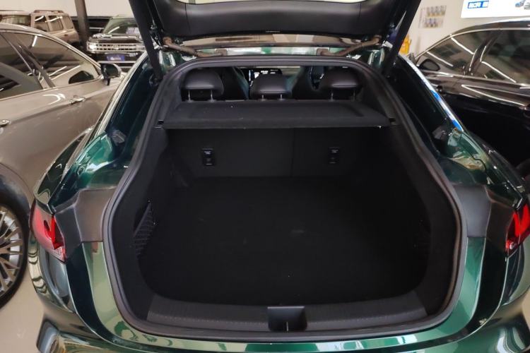 Used MG 7 2023 2.0T Automatic Trophy+ Ignition Glory Edition
