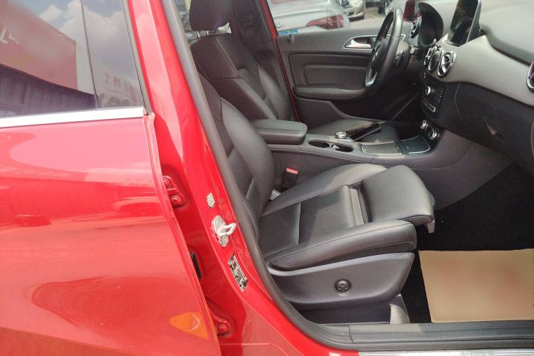 Used Mercedes-Benz B-Class 2017 B 200 Fashion Model
