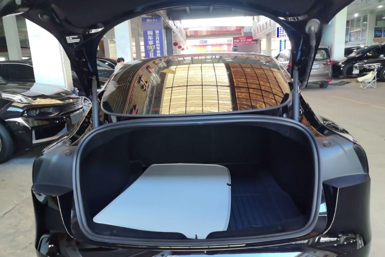 Used Tesla Model 3 2023 Rear-Wheel-Drive Version