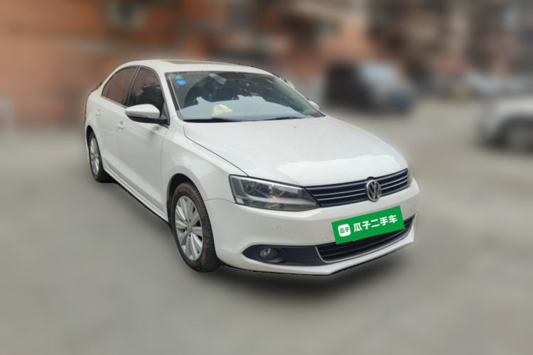 Used Volkswagen Sagitar 2014 Revised Version 1.4TSI Automatic Luxury Edition Front Right 45 Deg