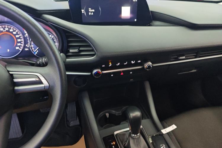 Used Mazda 3 Axela 2021 2.0L Automatic Zhiqing Edition
