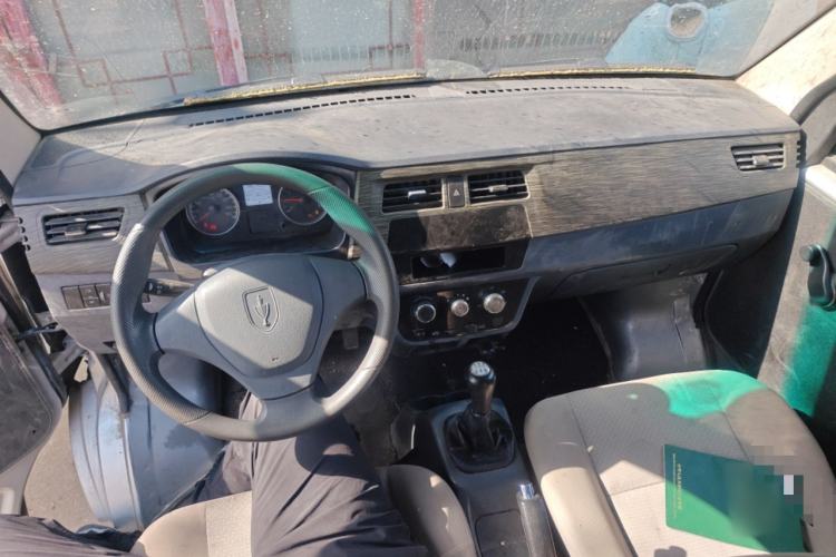 Used Jinbei Hiace X30 2020 1.5L Van Super-Enjoyment Model China VI Standard SWC15M
