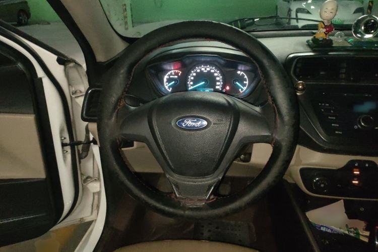 Used Ford Escort 2015 1.5L Manual Comfort Model
