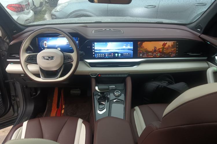 Used Geely Auto Monjaro L 2021 2.0TD DCT EVO Two-Wheel Drive Smart Luxury Version Center Console