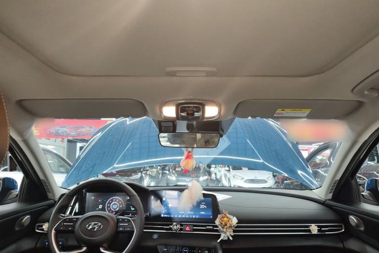 Used Hyundai Elantra 2022 1.5L CVT LUX Prestige Edition Headliner