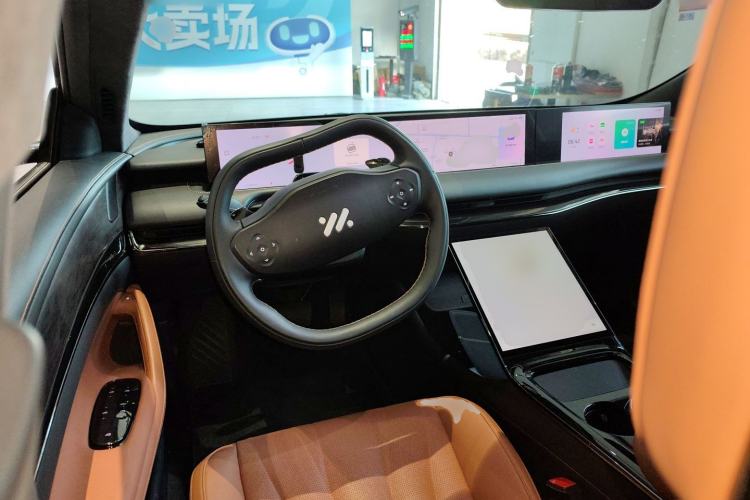 Used IM L7 2022 Dynamic Model
