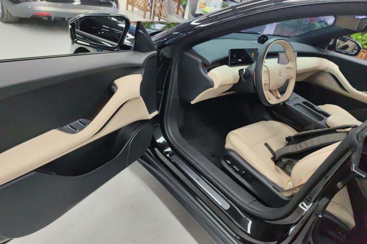 Used Nio ET5T 2024 75kWh Touring Driver Seat