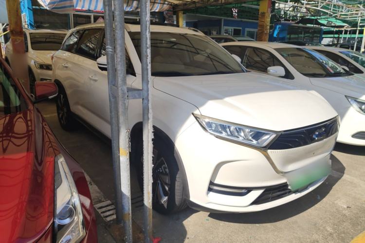 Used CHANGAN OSHAN X7 EV 2020 Luxury Edition 405 Front Right 45 Deg