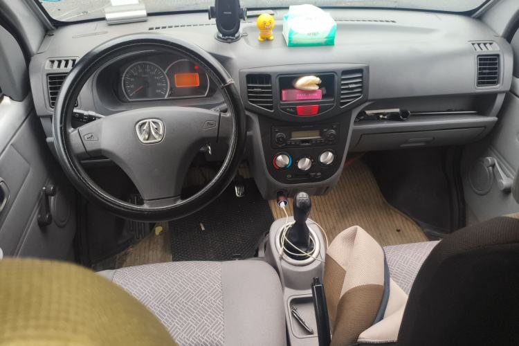 Used BAIC Weiwang 306 2013 1.2L Value Edition Basic CNG 7-seater A12 China IV
