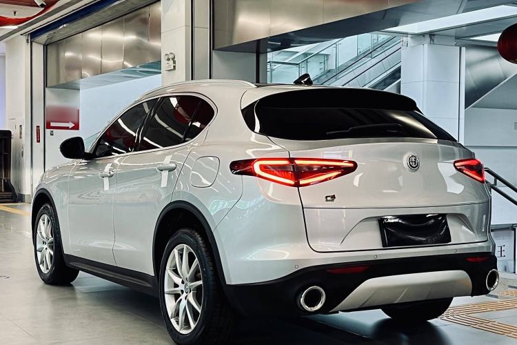 Used Alfa Romeo Stelvio 2017 2.0T 280HP Luxury Edition