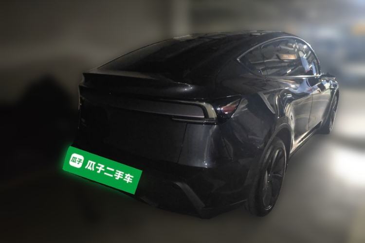 Used Tesla Model Y 2025 Rear-Wheel-Drive Version