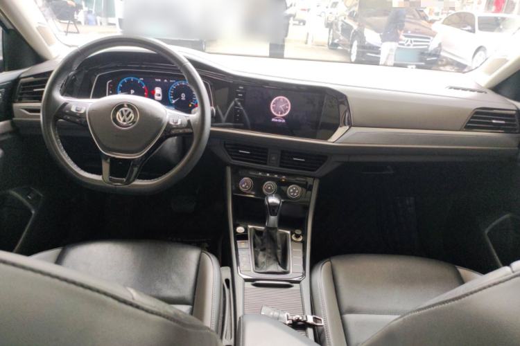 Used Volkswagen Sagitar 2022 280TSI DSG Excellence Edition Center Console