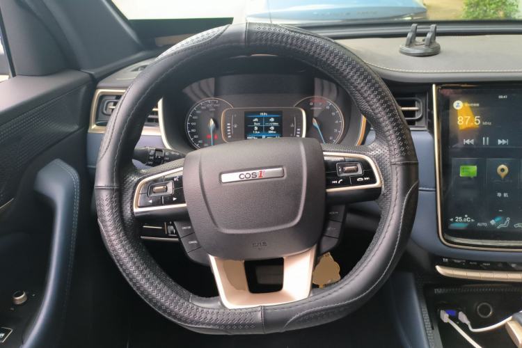 Used CHANGAN OSHAN COS1 2018 1.5T Automatic Yue 7-Seater
