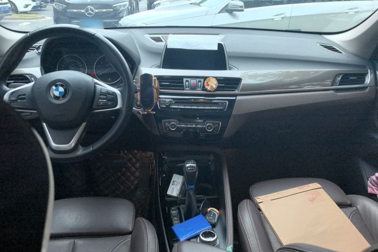 Used BMW X1 New Energy 2018 xDrive25Le Luxury Model Center Console