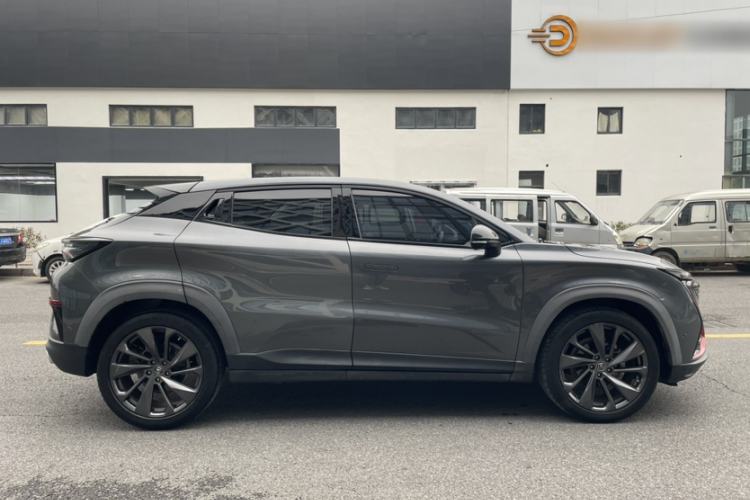 Used CHANGAN UNI-T 2020 1.5T Flagship Version Exterior 4