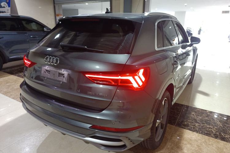 Used Audi Q3 2019 35 TFSI Fashion Dynamic Model