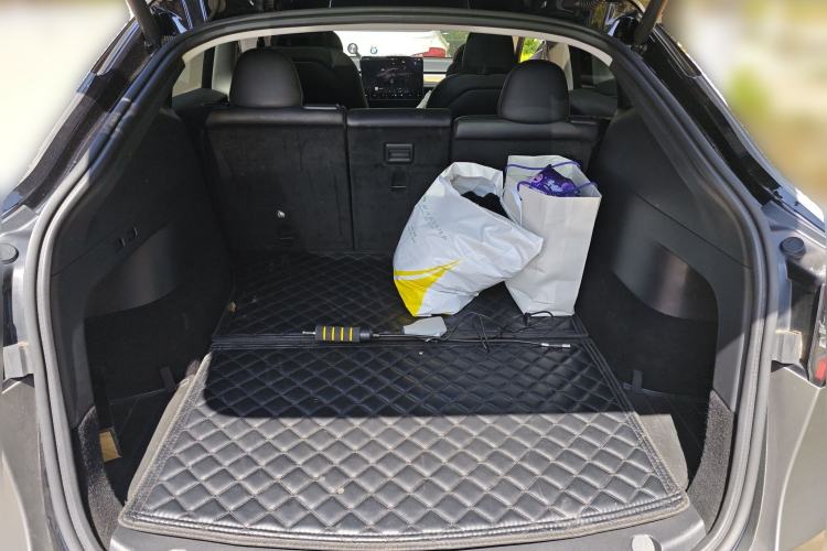 Used Tesla Model Y 2022 Rear-Wheel-Drive Version
