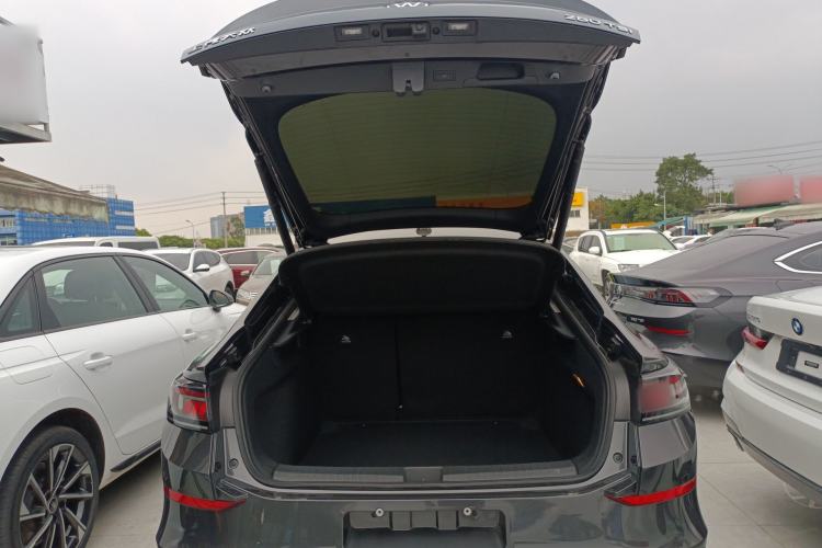 Used Volkswagen Lamando 2023 Lavida L 280TSI DSG Cool & Spicy Edition Trunk