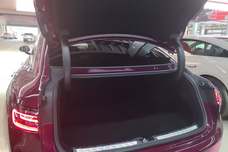 Used Hima Stelato S9 2024 All-Electric Ultra Four-Wheel-Drive Flagship Edition Trunk