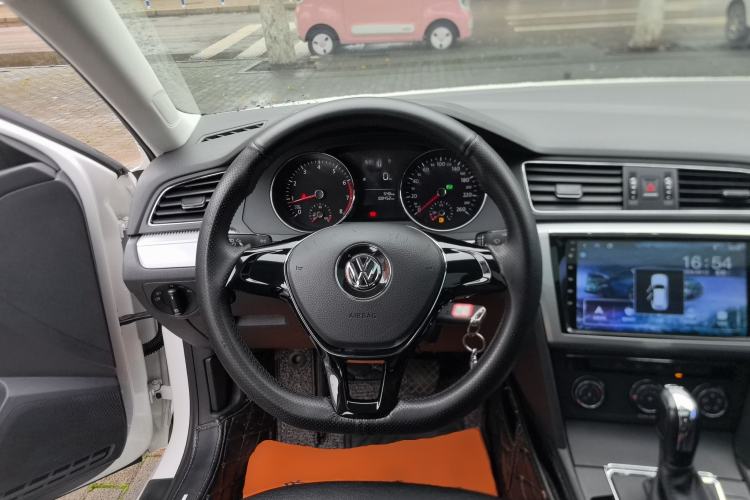 Used Volkswagen Lamando 2018 230TSI DSG Fashion Edition Steering Wheel