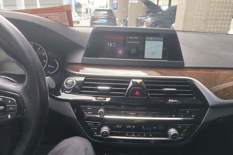 Used BMW 5 Series 2018 528Li Launch Special Edition
