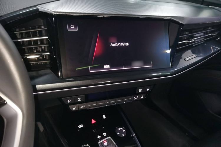 Used Audi Q5 e-tron 2023 40 e-tron Starry Edition Mecha Kit
