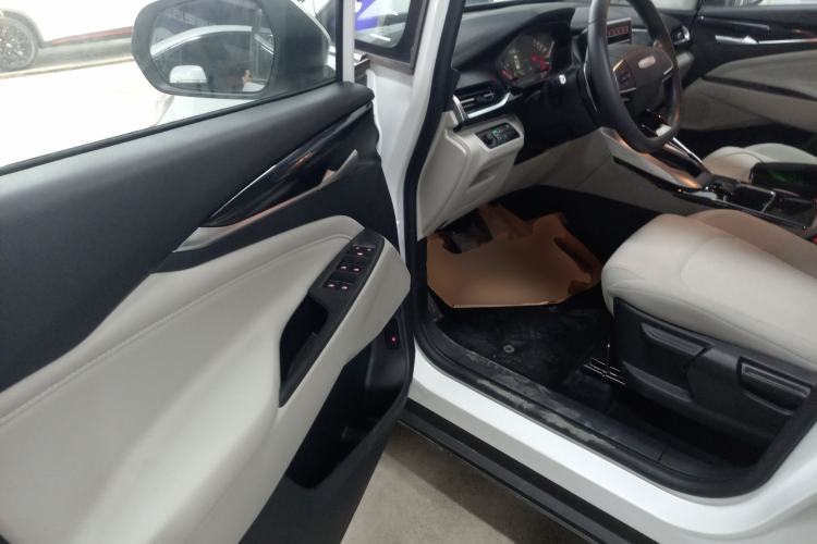 Used SAIC MAXUS G50 2024 1.5T Dragon Soars Everywhere Edition
