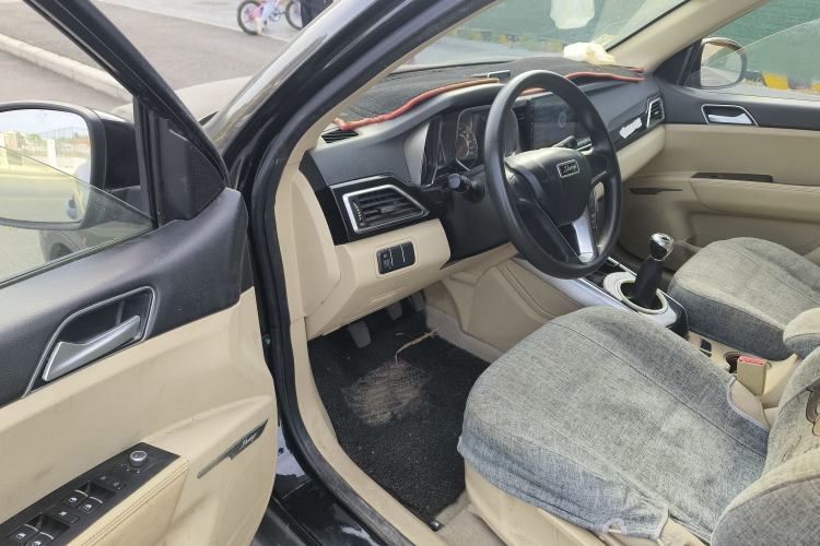 Used Zotye Domy X5 2017 Value Edition 1.6L Manual Fashion Model Driver Seat