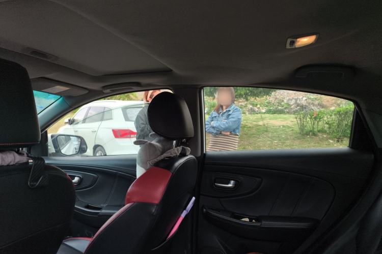 Used Luxgen U5 SUV 2017 1.6L Manual Jazz Edition Headliner