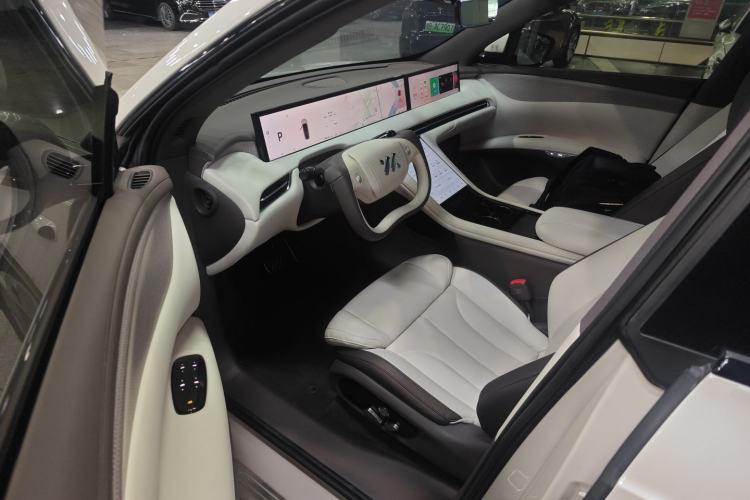 Used IM LS7 2023 77 kWh Urban Fit Pro Rear-Wheel Drive Version