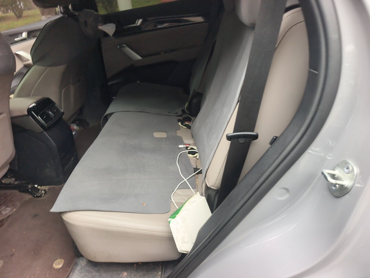BYD Tang New Energy 2024 DM-i Glory Edition 112KM Flagship Model — снимка 17