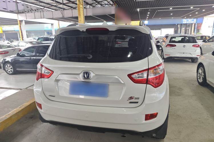 Used CHANGAN CS35 2015 1.6L Automatic Luxury Model China V Standard
