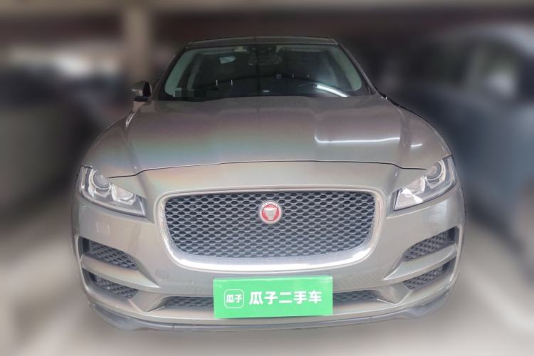 Used Jaguar F-PACE 2018 2.0T Two-Wheel Drive Urban Deluxe Edition
